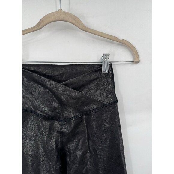 Offline By Aerie The Hugger Crossover Waist Crackled Legging Women Small Black - Picture 7 of 8